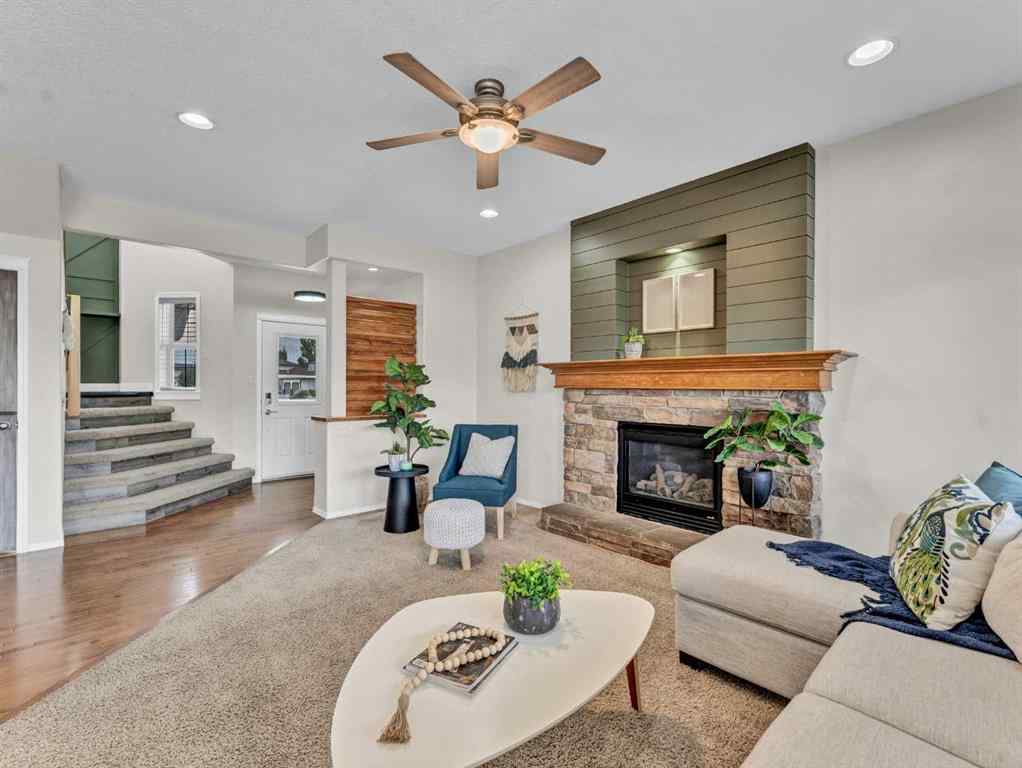 MLS® A2252382 - 23 Vista Avenue SE in SE Southridge Medicine Hat, Residential
