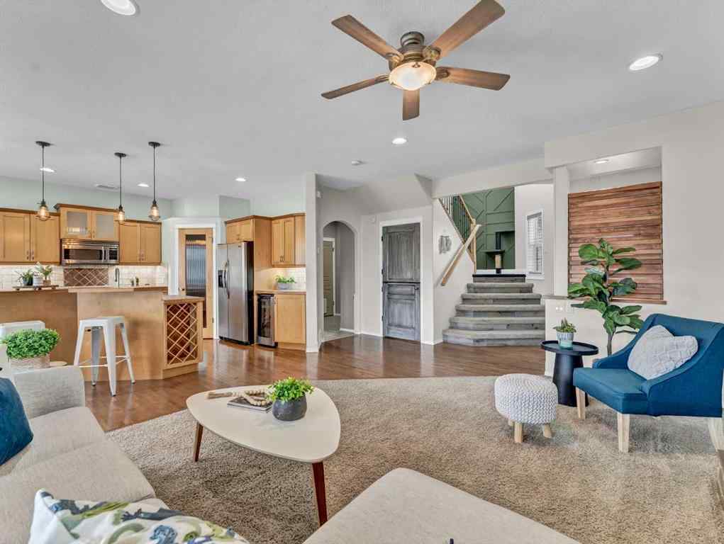 MLS® A2252382 - 23 Vista Avenue SE in SE Southridge Medicine Hat, Residential