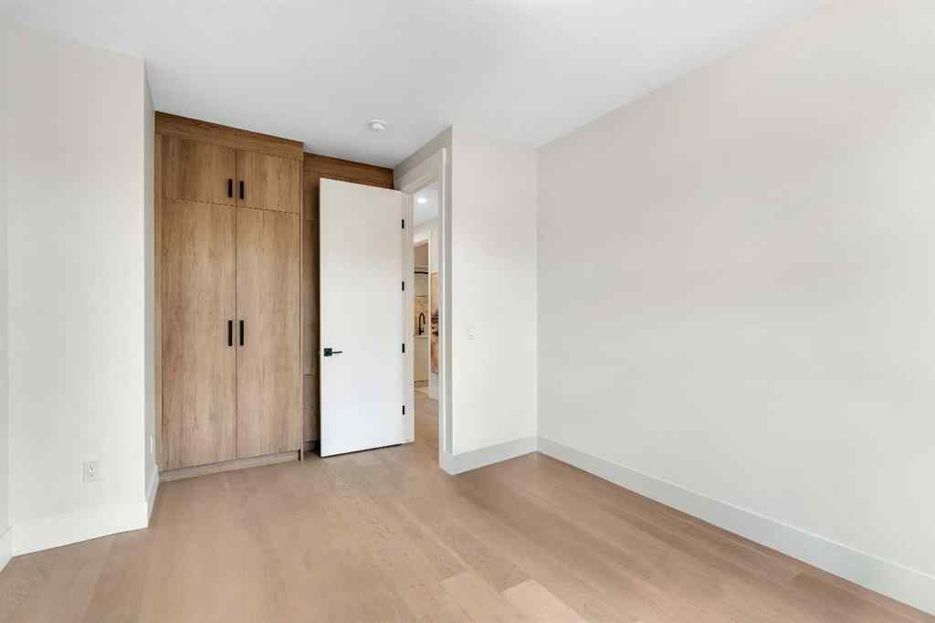 MLS® A2252392 - 1130A Regent Crescent NE in Renfrew Calgary, Residential