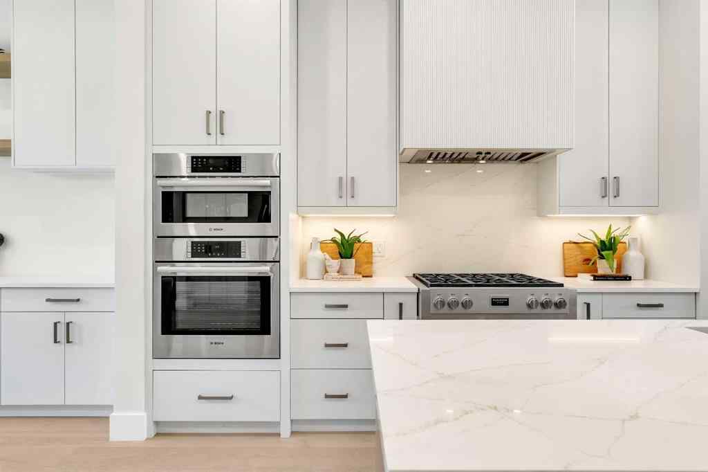 MLS® A2252392 - 1130A Regent Crescent NE in Renfrew Calgary, Residential