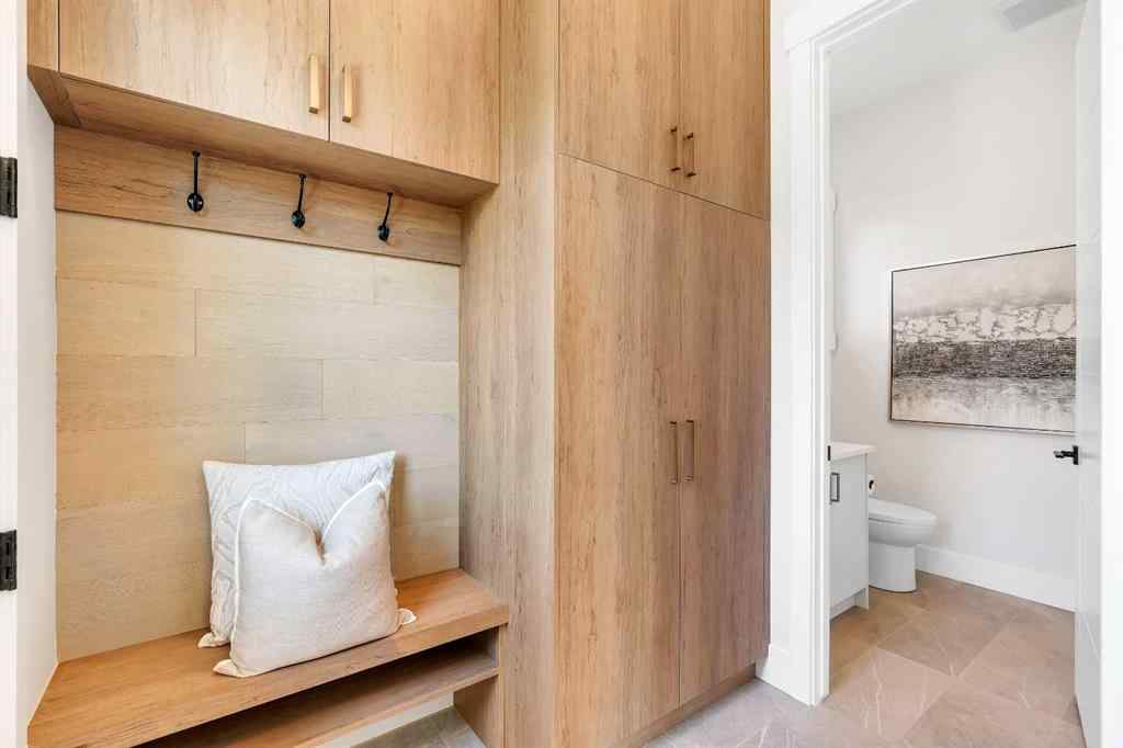 MLS® A2252392 - 1130A Regent Crescent NE in Renfrew Calgary, Residential