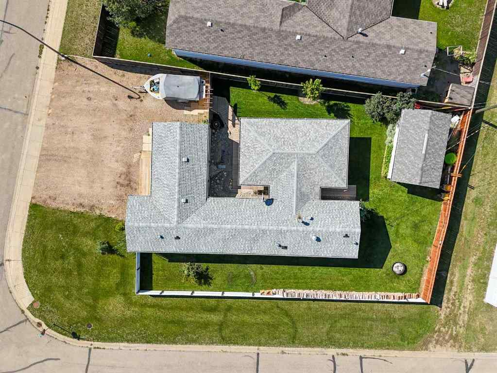 MLS® A2252394 - 11002 102 Avenue  in NONE La Crete, Residential
