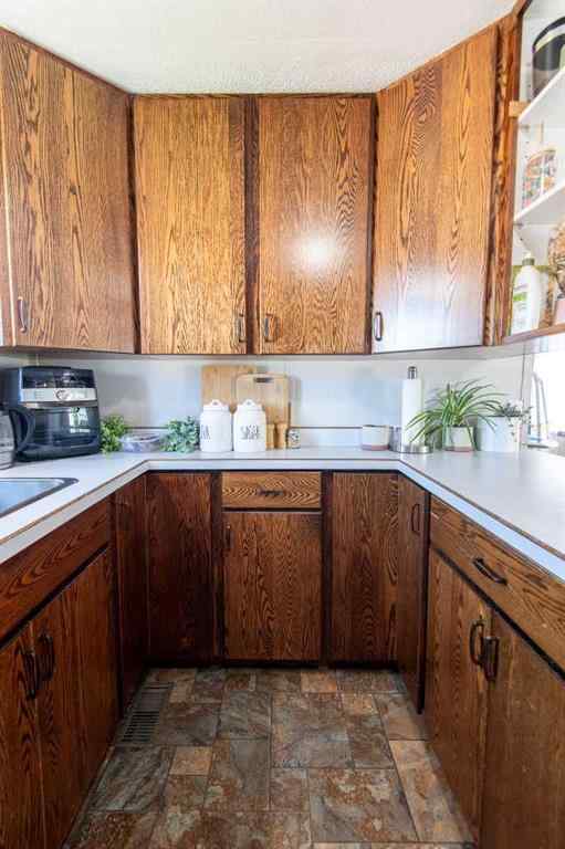 MLS® A2252394 - 11002 102 Avenue  in NONE La Crete, Residential