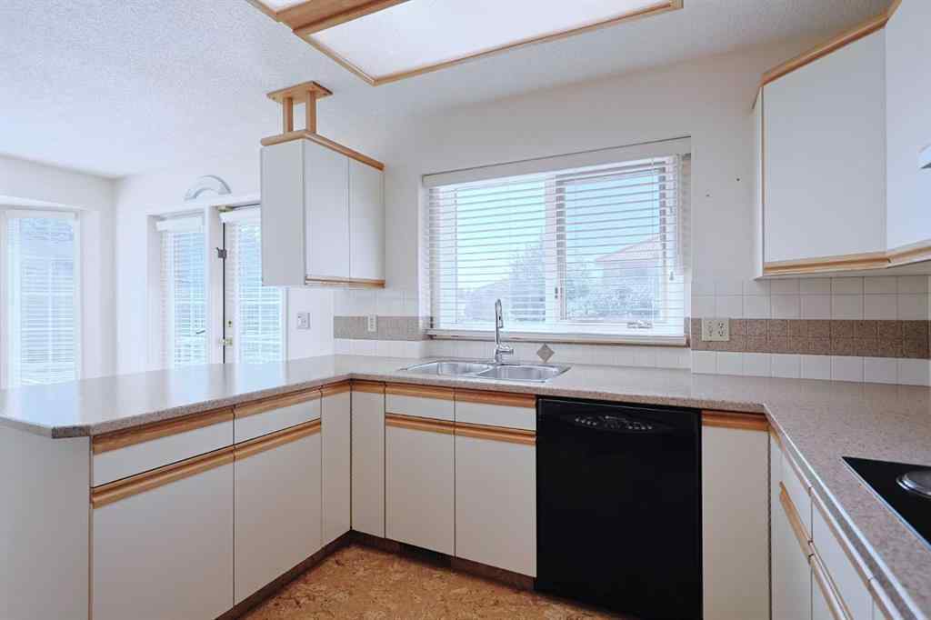 MLS® A2252395 - 15 Hampshire Close NW in Hamptons Calgary, Residential