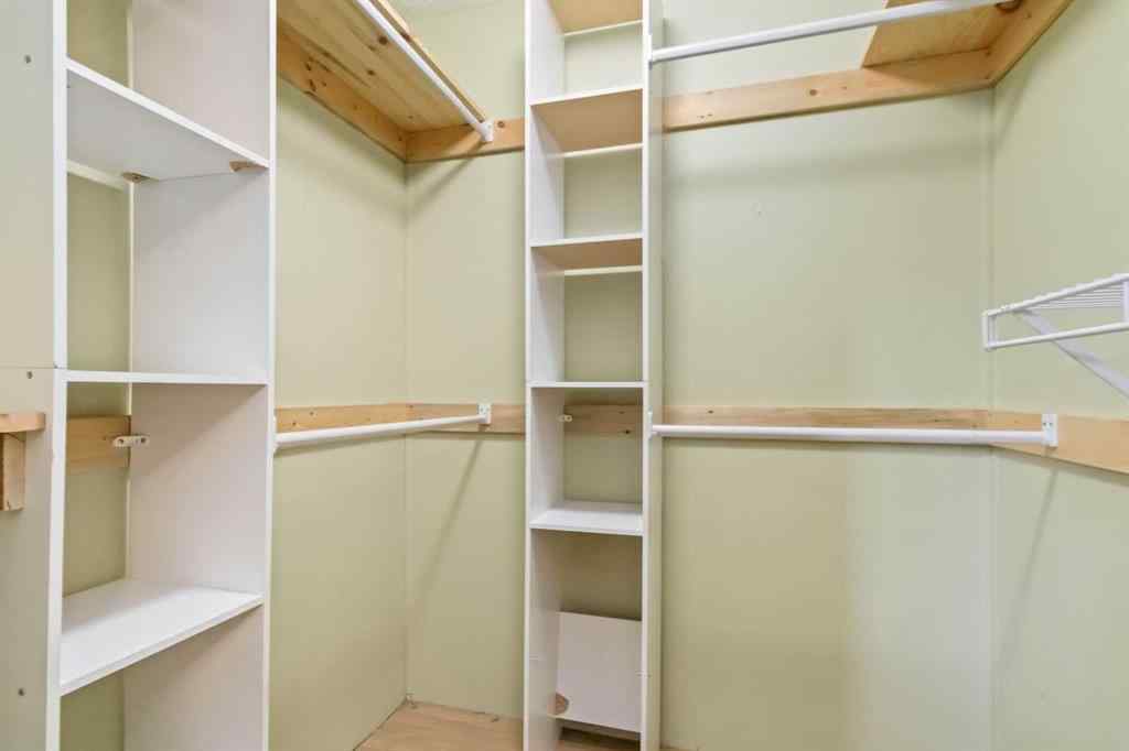 MLS® A2252399 - 215 Grant Way  in Gregoire Park Fort McMurray, Residential