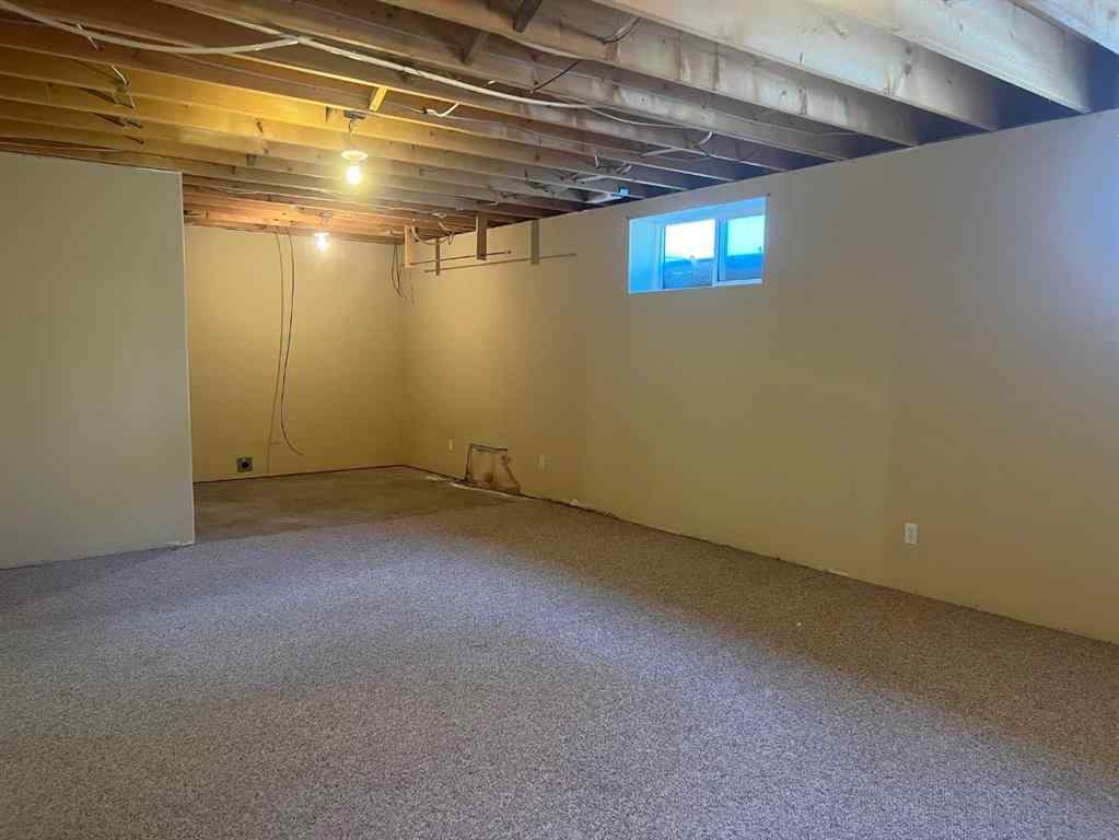 MLS® A2252400 - 47 Squamish Boulevard W in Indian Battle Heights Lethbridge, Residential
