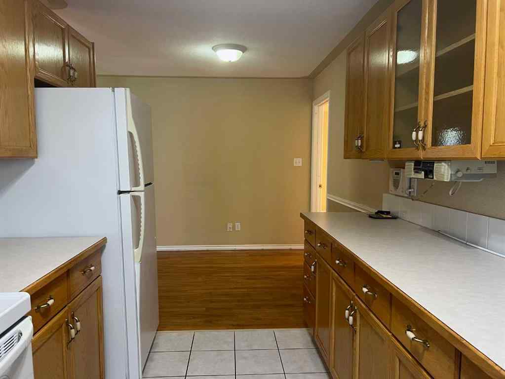 MLS® A2252400 - 47 Squamish Boulevard W in Indian Battle Heights Lethbridge, Residential