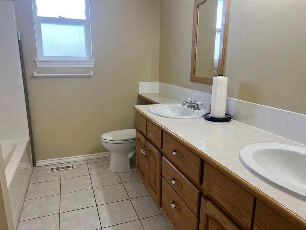 MLS® A2252400 - 47 Squamish Boulevard W in Indian Battle Heights Lethbridge, Residential