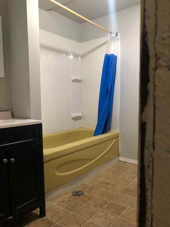 MLS® A2252401 - 10302 104 Avenue  in NONE High Level, Residential