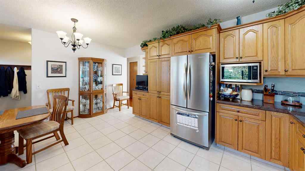 MLS® A2252402 - 1808 65 Street NE in Pineridge Calgary, Residential