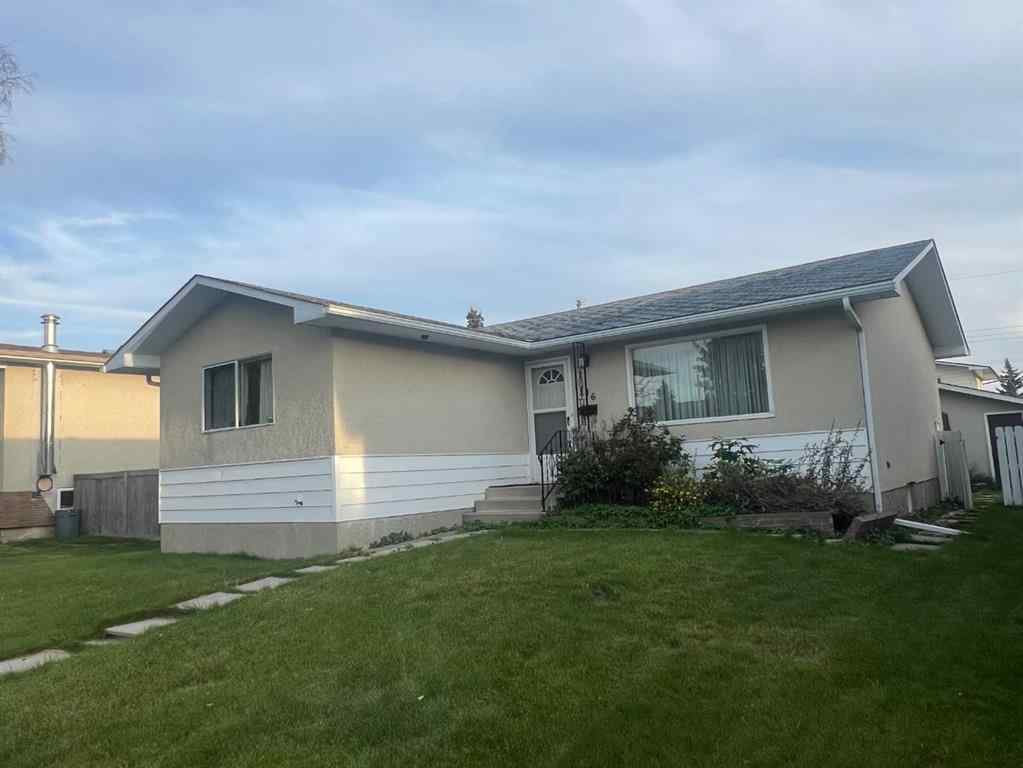 MLS® A2252408 - 176 Huntchester Crescent NE in Huntington Hills Calgary, Residential
