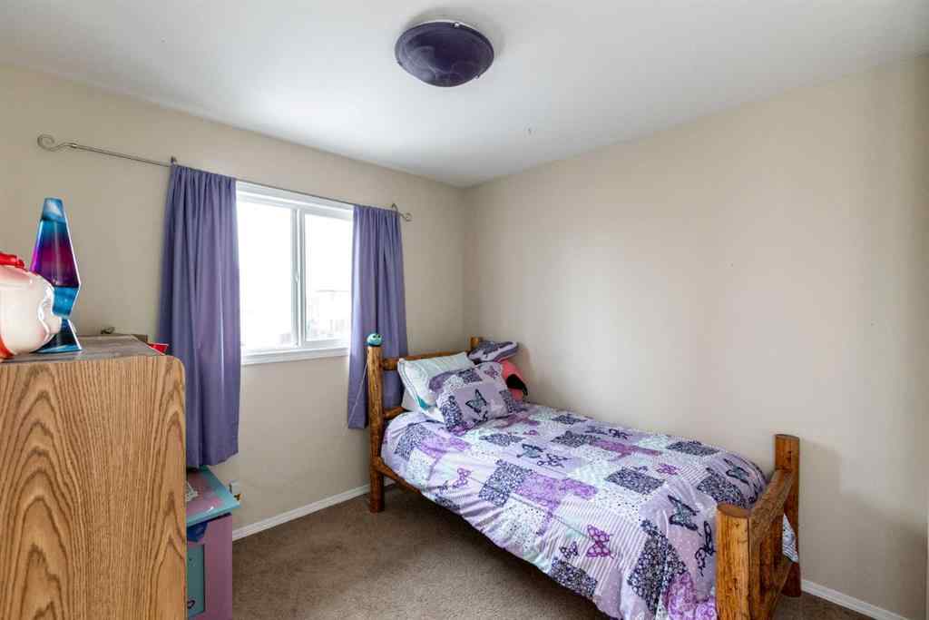 MLS® A2252418 - 23 Lark Close  in Lakeway Landing Sylvan Lake, Residential