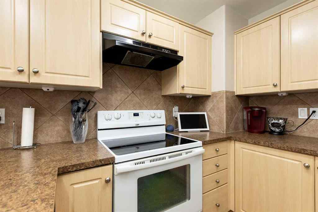 MLS® A2252418 - 23 Lark Close  in Lakeway Landing Sylvan Lake, Residential