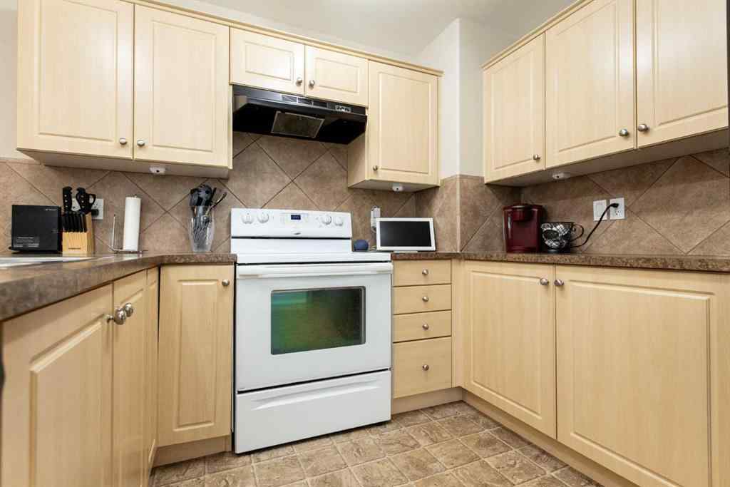 MLS® A2252418 - 23 Lark Close  in Lakeway Landing Sylvan Lake, Residential