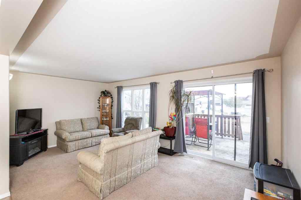 MLS® A2252418 - 23 Lark Close  in Lakeway Landing Sylvan Lake, Residential