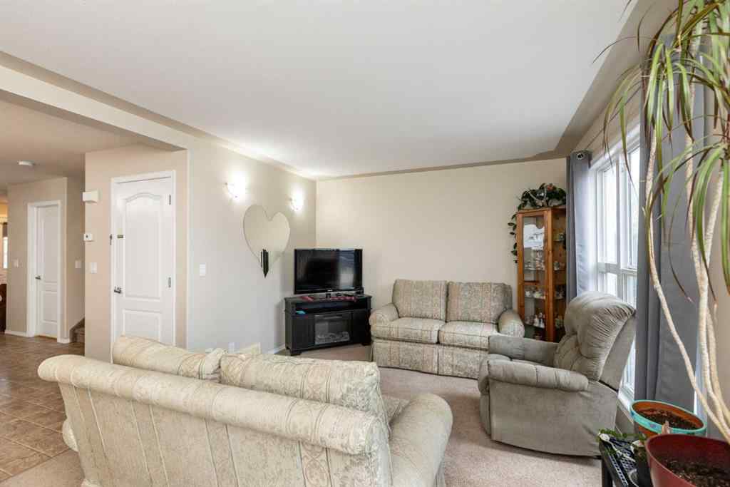 MLS® A2252418 - 23 Lark Close  in Lakeway Landing Sylvan Lake, Residential
