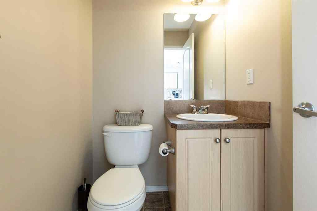 MLS® A2252418 - 23 Lark Close  in Lakeway Landing Sylvan Lake, Residential