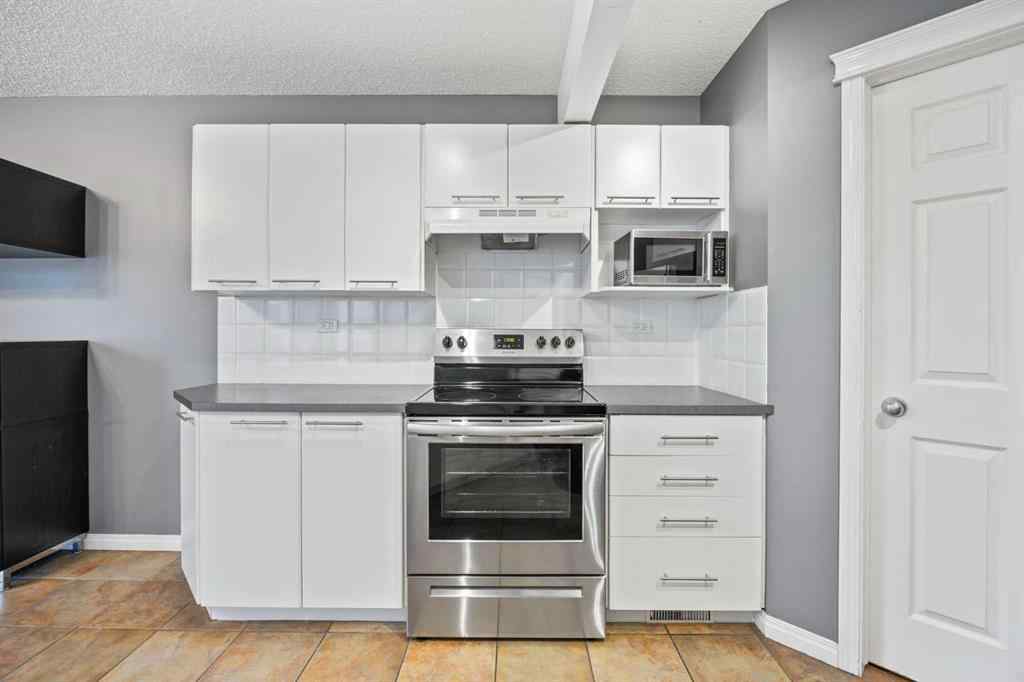 MLS® A2252424 - 230 Cougarstone Circle SW in Cougar Ridge Calgary, Residential
