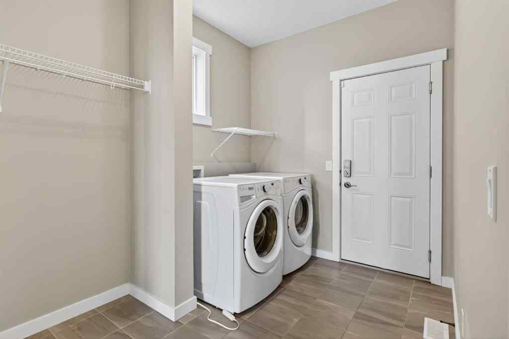MLS® A2252427 - 574 Sherwood Boulevard NW in Sherwood Calgary, Residential