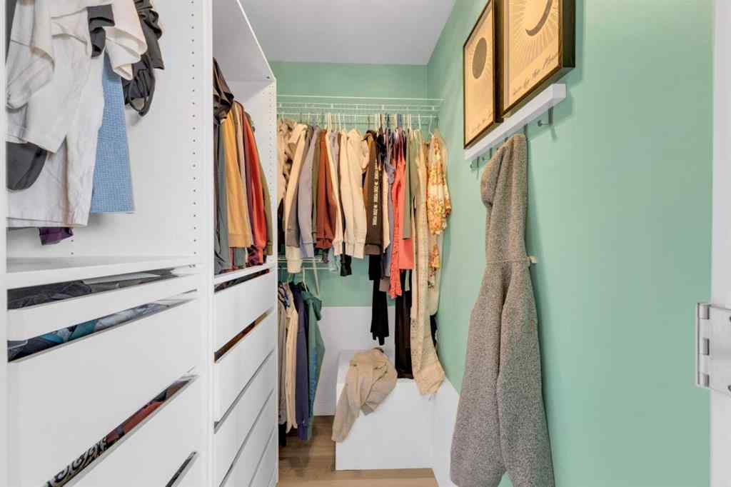 MLS® A2252428 - 6018 Orr Drive  in Oriole Park West Red Deer, Residential