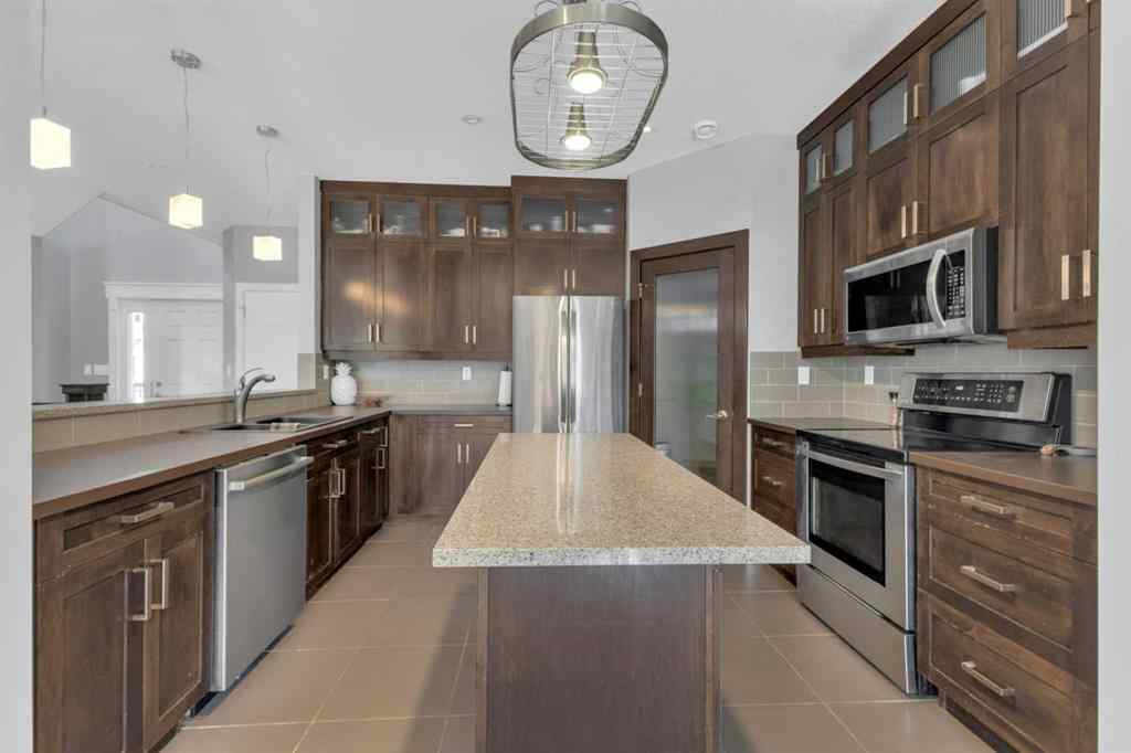MLS® A2252428 - 6018 Orr Drive  in Oriole Park West Red Deer, Residential