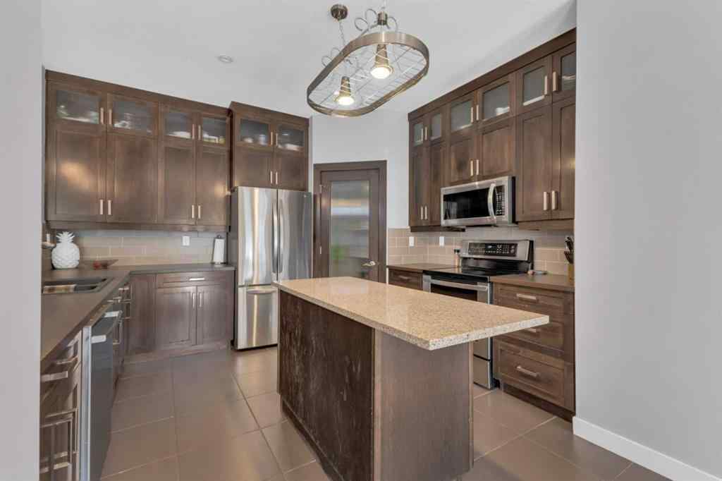 MLS® A2252428 - 6018 Orr Drive  in Oriole Park West Red Deer, Residential