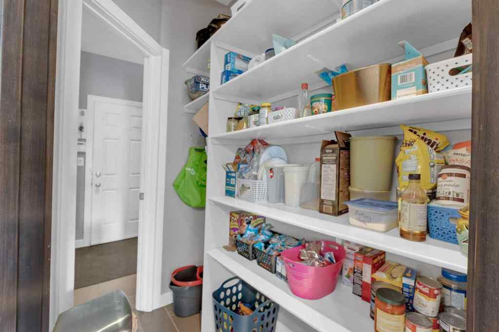 MLS® A2252428 - 6018 Orr Drive  in Oriole Park West Red Deer, Residential