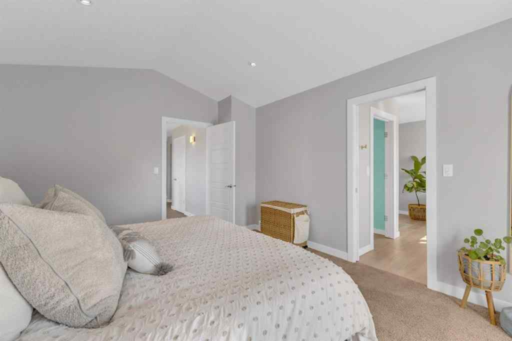 MLS® A2252428 - 6018 Orr Drive  in Oriole Park West Red Deer, Residential