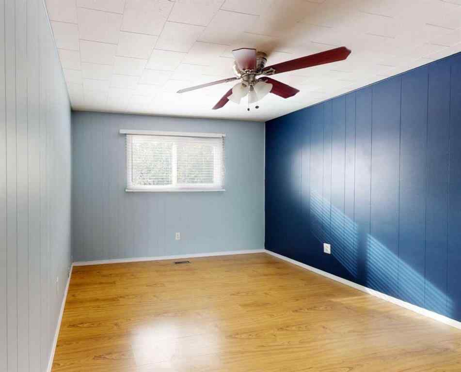 MLS® A2252434 - 11214 96 Street  in Mountview Grande Prairie, Residential