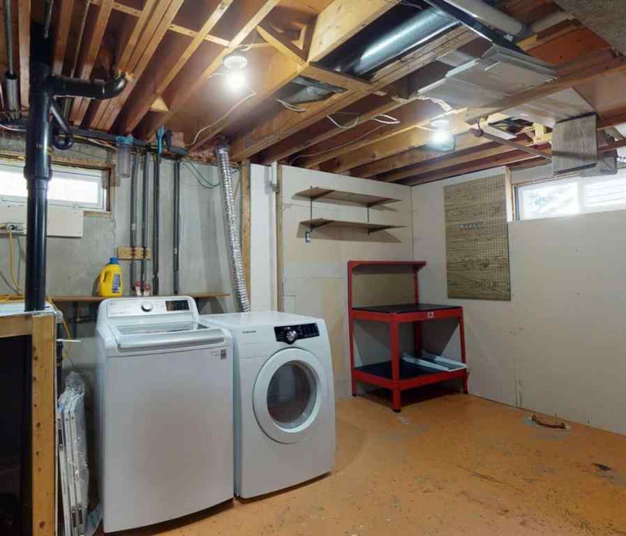 MLS® A2252434 - 11214 96 Street  in Mountview Grande Prairie, Residential