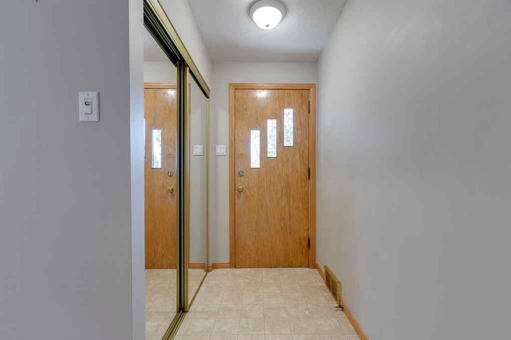 MLS® A2252441 - 724 35A Street NW in Parkdale Calgary, Residential