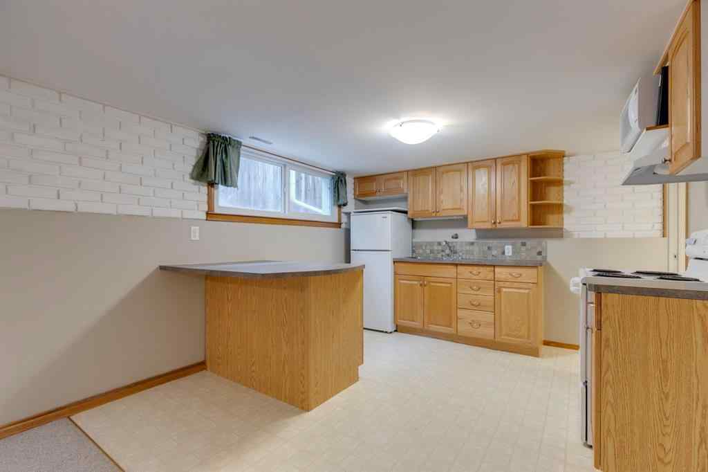 MLS® A2252441 - 724 35A Street NW in Parkdale Calgary, Residential