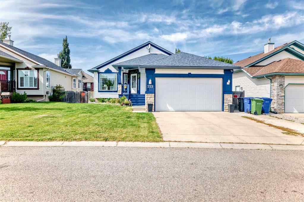 MLS® A2252451 - 223 COVE Drive  in The Cove Chestermere, Residential