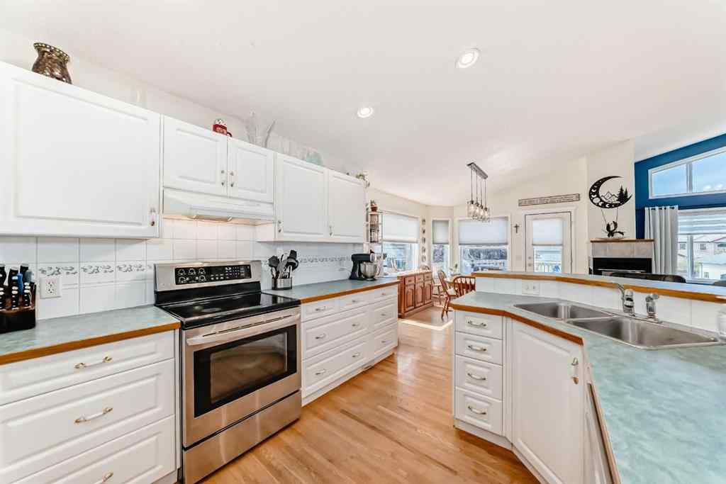 MLS® A2252451 - 223 COVE Drive  in The Cove Chestermere, Residential