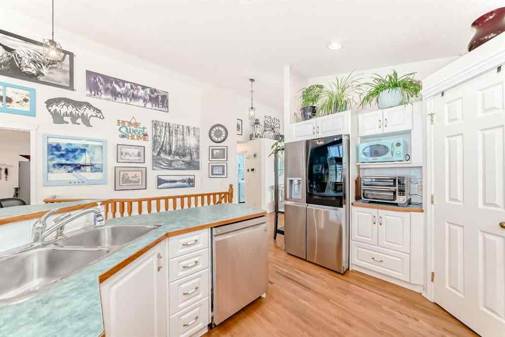 MLS® A2252451 - 223 COVE Drive  in The Cove Chestermere, Residential