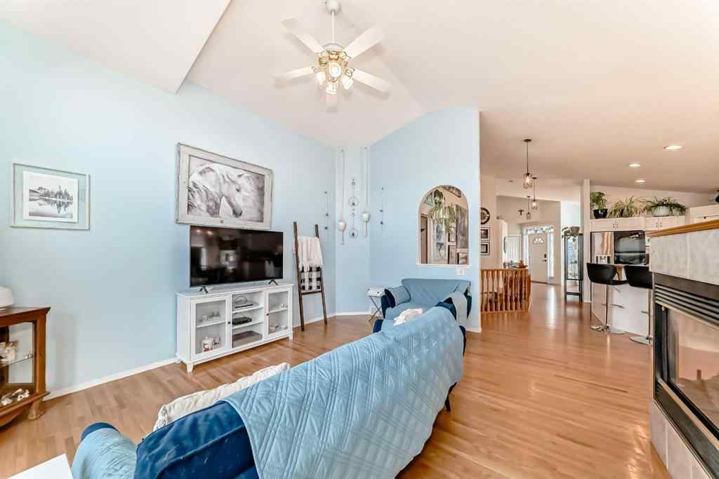 MLS® A2252451 - 223 COVE Drive  in The Cove Chestermere, Residential