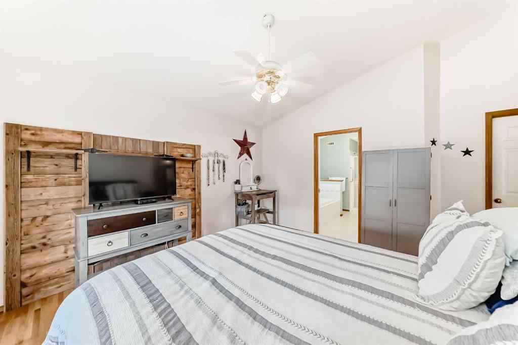 MLS® A2252451 - 223 COVE Drive  in The Cove Chestermere, Residential