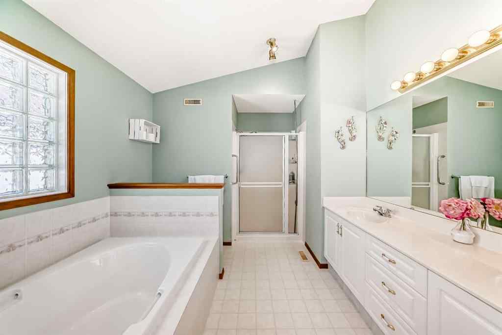 MLS® A2252451 - 223 COVE Drive  in The Cove Chestermere, Residential