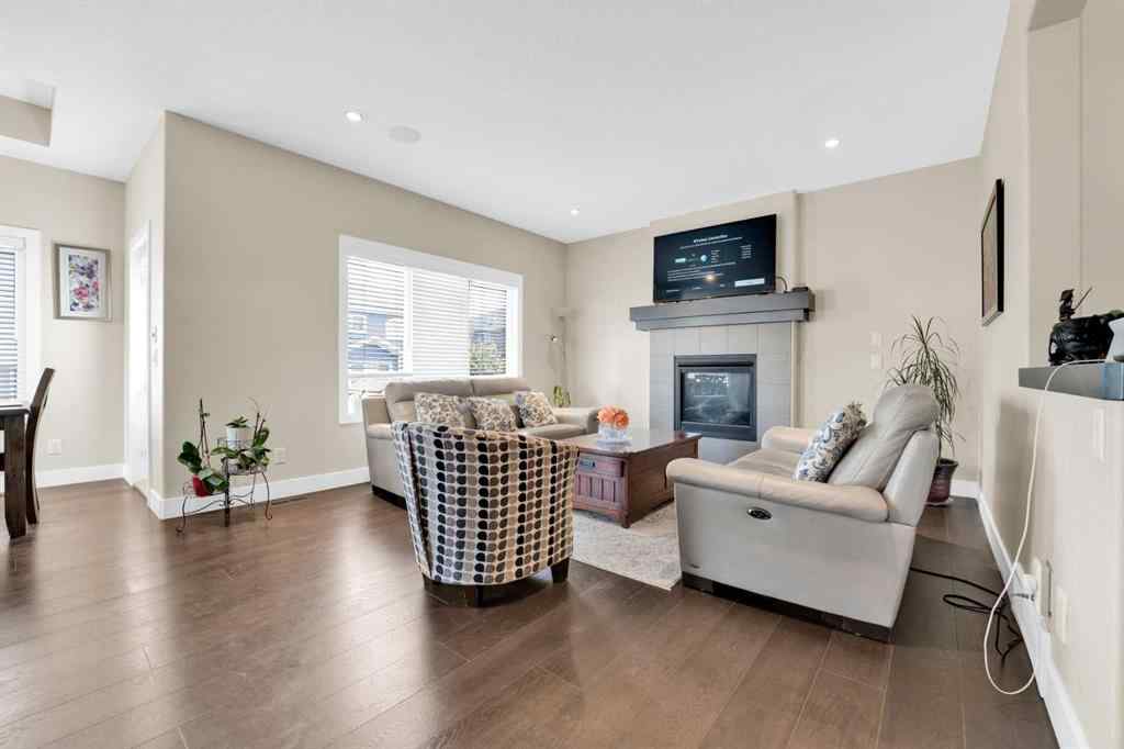 MLS® A2252453 - 164 Rainbow Falls Heath  in Rainbow Falls Chestermere, Residential