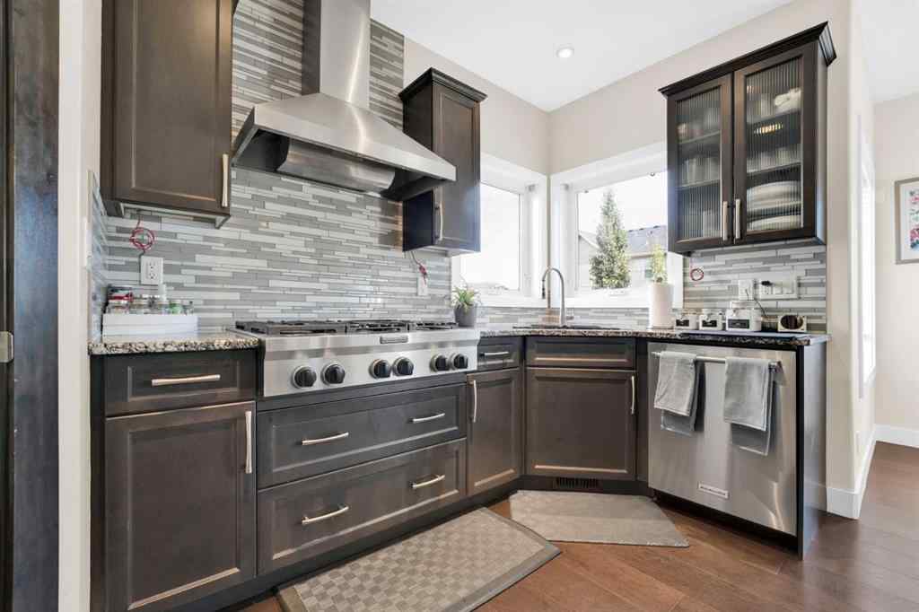 MLS® A2252453 - 164 Rainbow Falls Heath  in Rainbow Falls Chestermere, Residential
