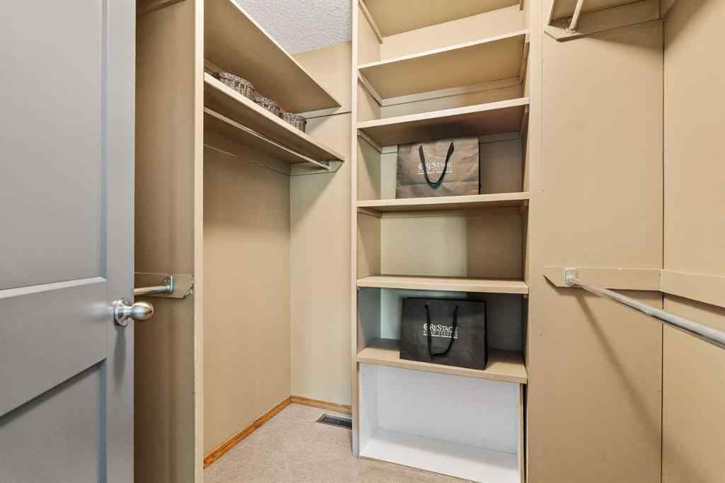 MLS® A2252464 - 123 Scenic Park Crescent NW in Scenic Acres Calgary, Residential