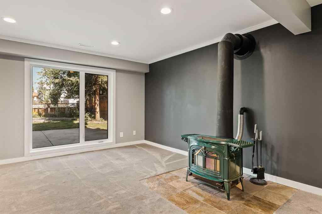 MLS® A2252464 - 123 Scenic Park Crescent NW in Scenic Acres Calgary, Residential