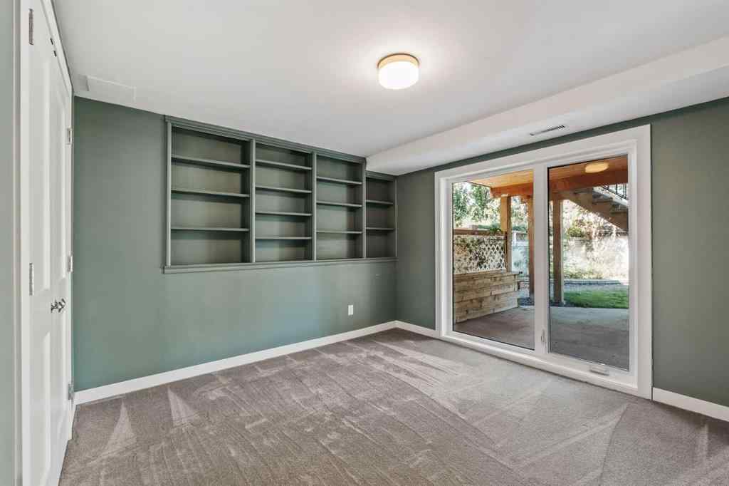 MLS® A2252464 - 123 Scenic Park Crescent NW in Scenic Acres Calgary, Residential