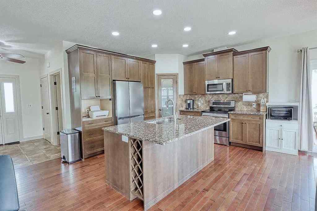 MLS® A2252468 - 290048 34 Street W in Strathcona Estates Rural Foothills County, Residential