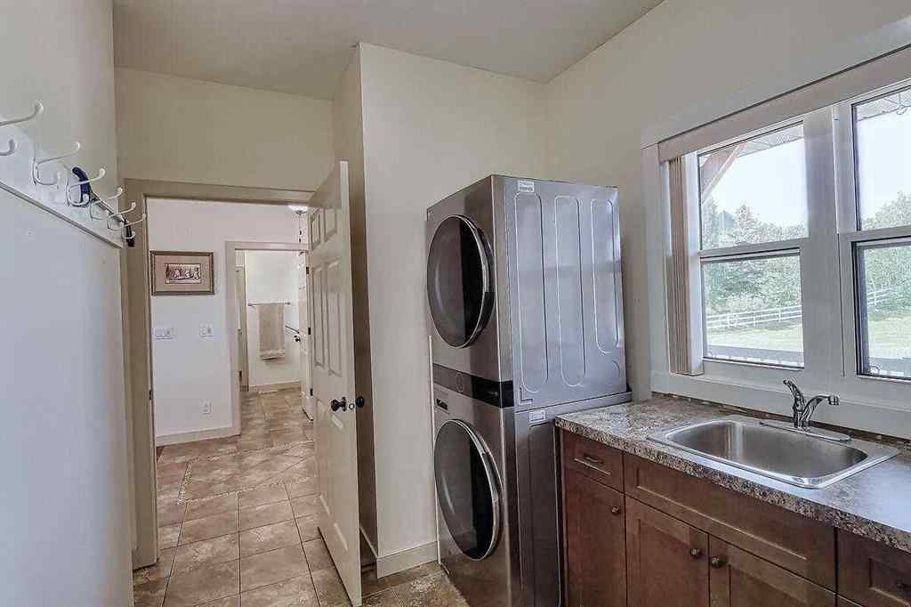 MLS® A2252468 - 290048 34 Street W in Strathcona Estates Rural Foothills County, Residential