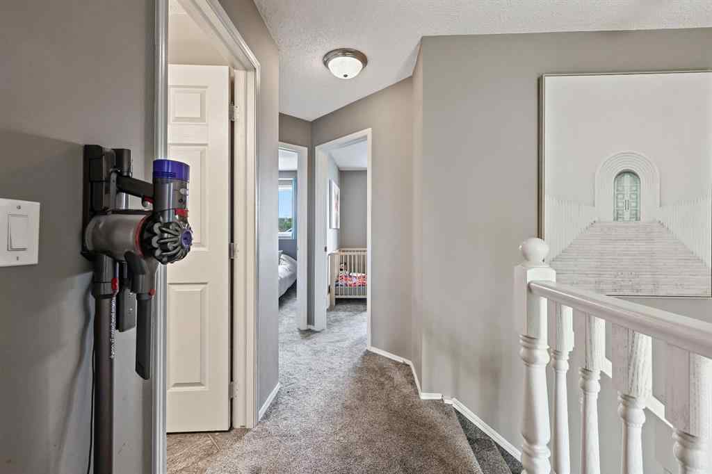 MLS® A2252471 - 82 Erin Grove SE in Erin Woods Calgary, Residential