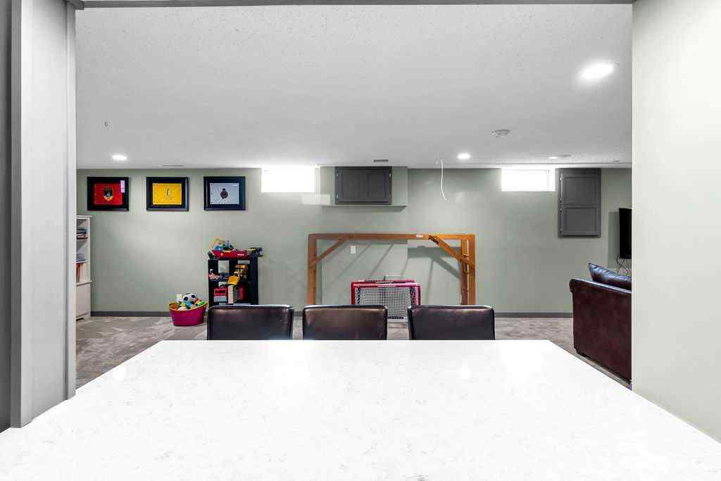 MLS® A2252479 - 1215 Mapleglade Place SE in Maple Ridge Calgary, Residential