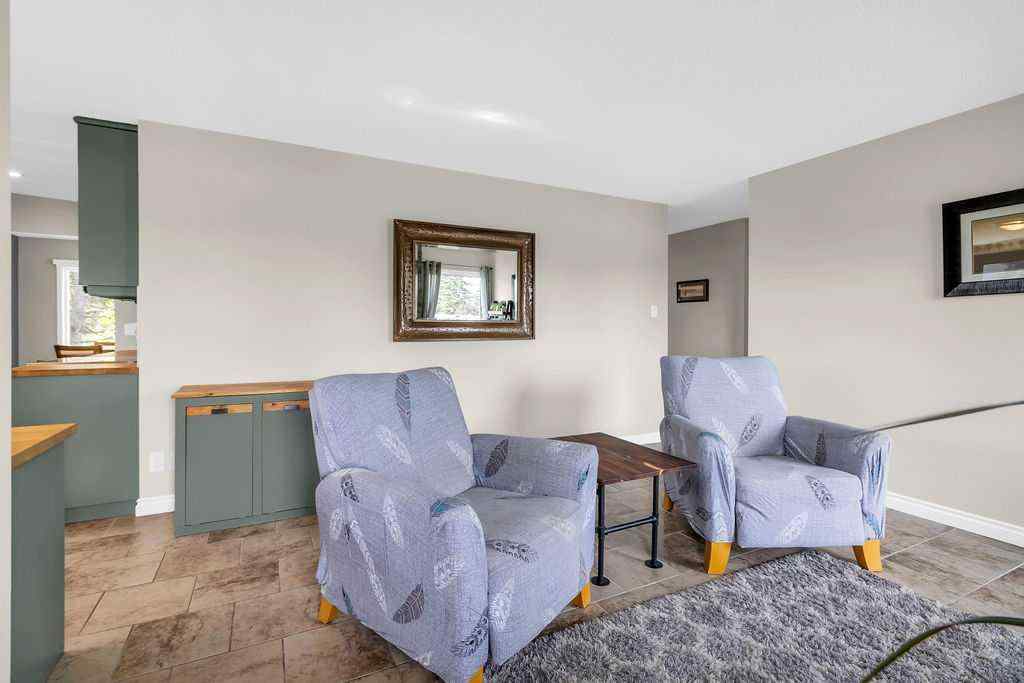 MLS® A2252479 - 1215 Mapleglade Place SE in Maple Ridge Calgary, Residential