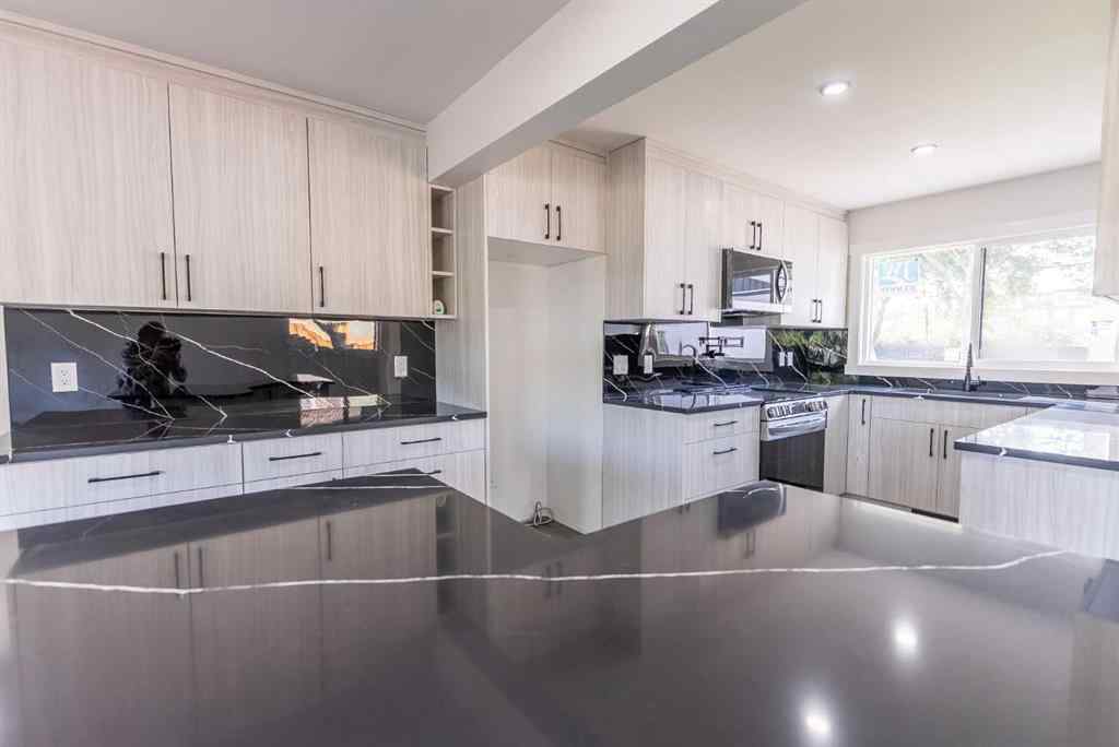 MLS® A2252480 - 4109 33st   in Mountview Red Deer, Residential