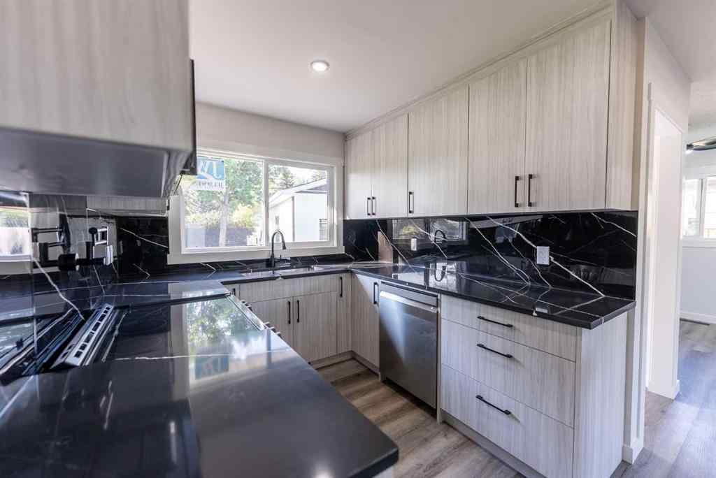 MLS® A2252480 - 4109 33st   in Mountview Red Deer, Residential